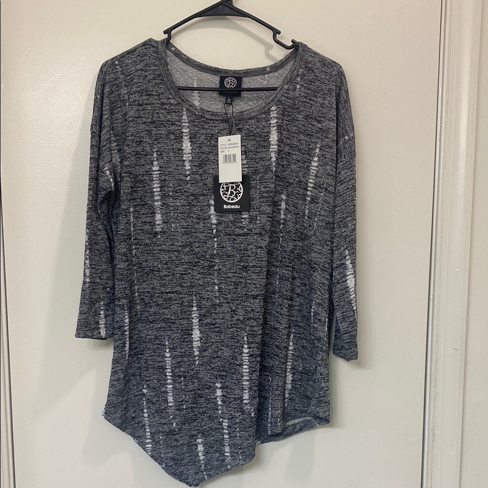 Bobeau Gray and White Asymmetrical Tunic Top